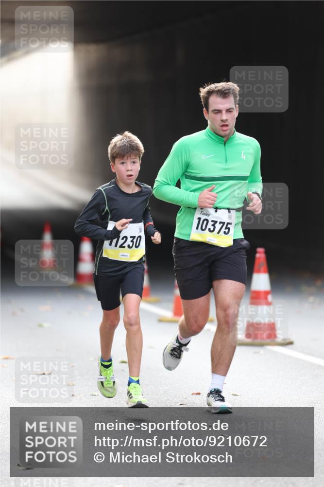05.10.2025 - 20. swb-Marathon Bremen Michael Strokosch http://msf.ph/oto/9210672 05.10.2025 10:38:18 Laufen 1230, 10375 meine-sportfotos.de