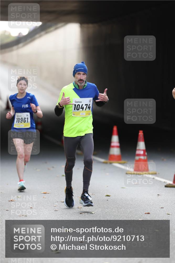 05.10.2025 - 20. swb-Marathon Bremen Michael Strokosch http://msf.ph/oto/9210713 05.10.2025 10:38:41 Laufen 18961, 10474 meine-sportfotos.de