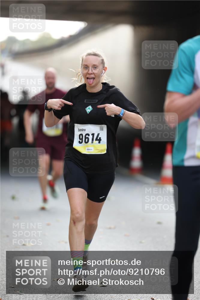 05.10.2025 - 20. swb-Marathon Bremen Michael Strokosch http://msf.ph/oto/9210796 05.10.2025 10:39:28 Laufen 9614 meine-sportfotos.de