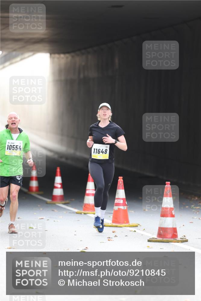 05.10.2025 - 20. swb-Marathon Bremen Michael Strokosch http://msf.ph/oto/9210845 05.10.2025 10:39:53 Laufen 10554, 11648, 0 meine-sportfotos.de