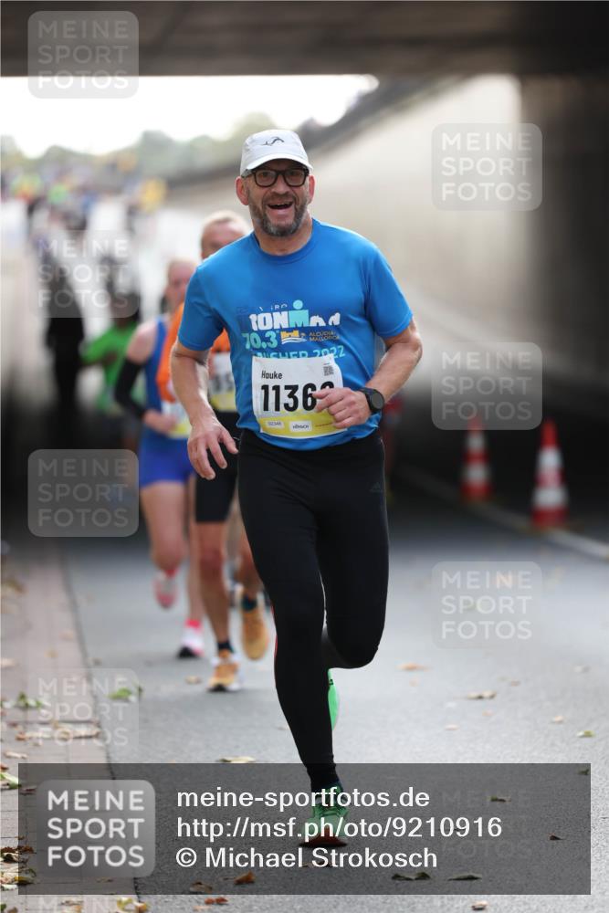 05.10.2025 - 20. swb-Marathon Bremen Michael Strokosch http://msf.ph/oto/9210916 05.10.2025 10:40:24 Laufen 70, 3, 22, 1136, 02348 meine-sportfotos.de