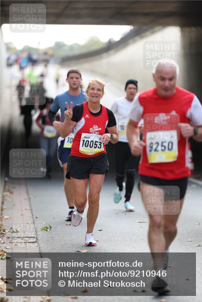 05.10.2025 - 20. swb-Marathon Bremen Michael Strokosch http://msf.ph/oto/9210946 05.10.2025 10:40:39 Laufen 10, 10053, 10, 9250 meine-sportfotos.de