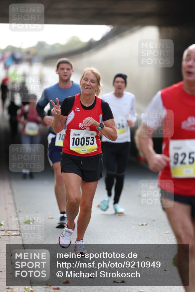 05.10.2025 - 20. swb-Marathon Bremen Michael Strokosch http://msf.ph/oto/9210949 05.10.2025 10:40:39 Laufen 10, 10053, 925 meine-sportfotos.de