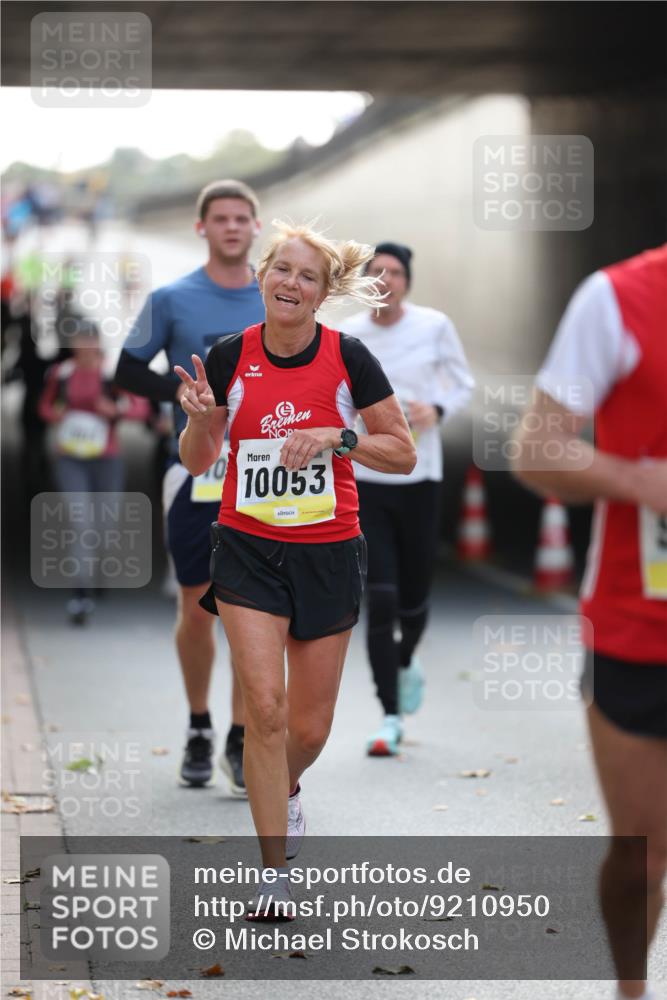 05.10.2025 - 20. swb-Marathon Bremen Michael Strokosch http://msf.ph/oto/9210950 05.10.2025 10:40:40 Laufen 10, 10053 meine-sportfotos.de