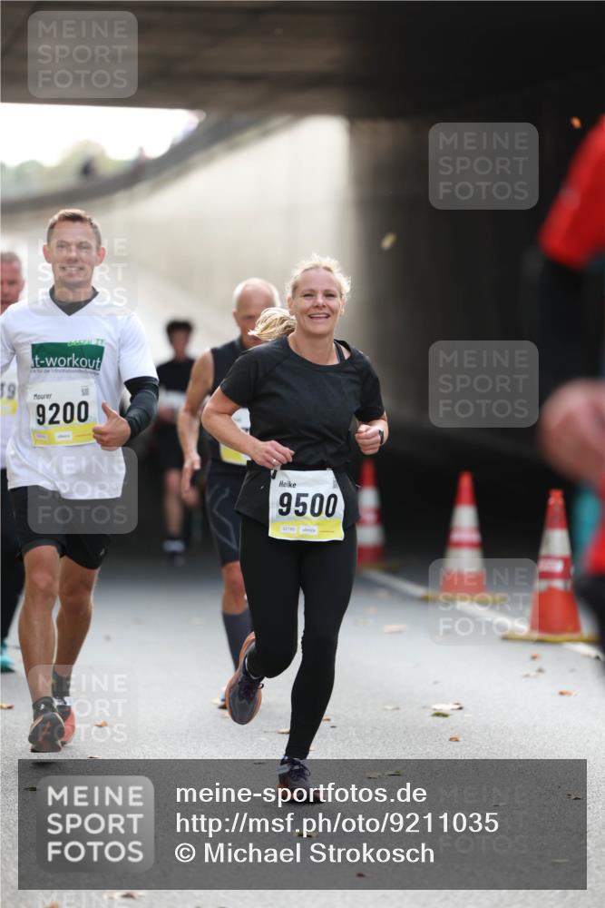 05.10.2025 - 20. swb-Marathon Bremen Michael Strokosch http://msf.ph/oto/9211035 05.10.2025 10:41:21 Laufen 39, 9200, 9500 meine-sportfotos.de