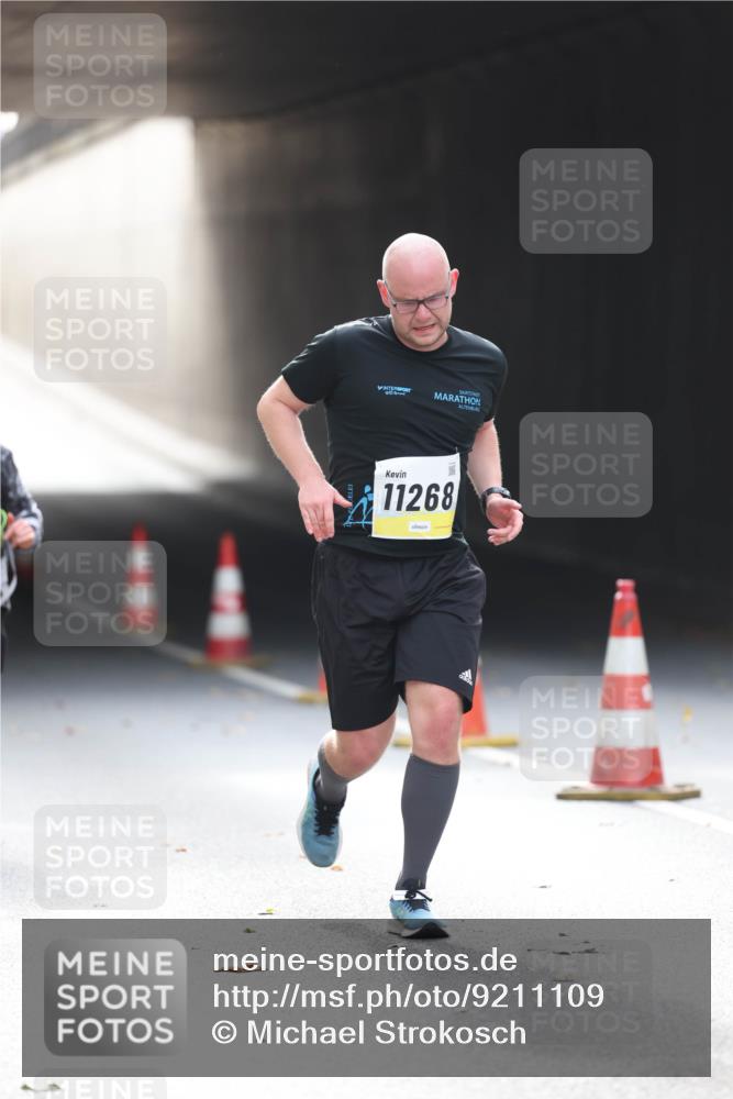 05.10.2025 - 20. swb-Marathon Bremen Michael Strokosch http://msf.ph/oto/9211109 05.10.2025 10:41:59 Laufen 11268 meine-sportfotos.de