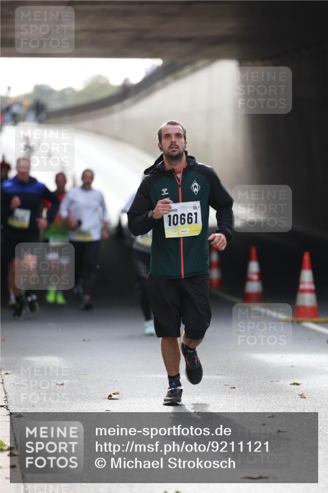 05.10.2025 - 20. swb-Marathon Bremen Michael Strokosch http://msf.ph/oto/9211121 05.10.2025 10:42:04 Laufen 10661 meine-sportfotos.de