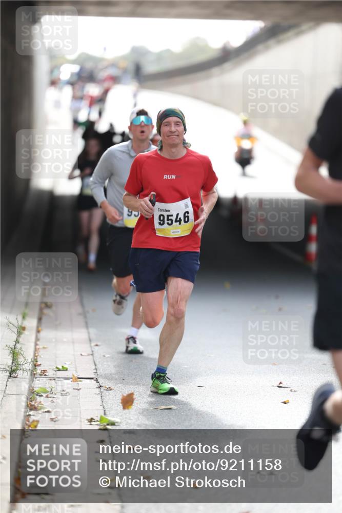 05.10.2025 - 20. swb-Marathon Bremen Michael Strokosch http://msf.ph/oto/9211158 05.10.2025 10:42:23 Laufen 95, 9546 meine-sportfotos.de