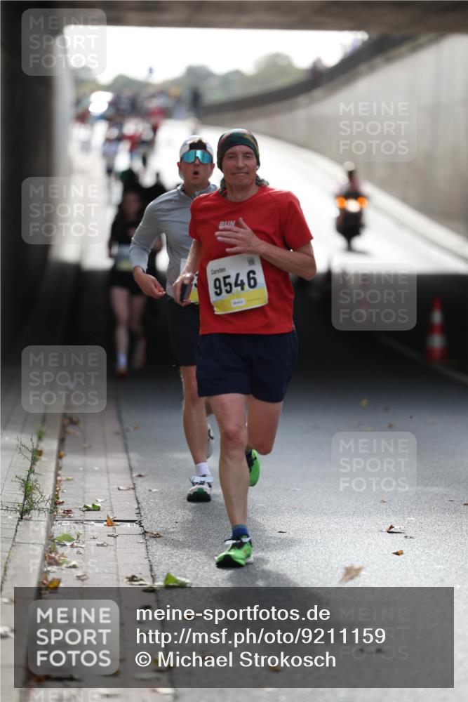 05.10.2025 - 20. swb-Marathon Bremen Michael Strokosch http://msf.ph/oto/9211159 05.10.2025 10:42:23 Laufen 9546 meine-sportfotos.de