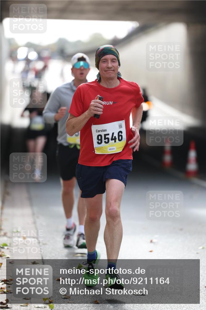 05.10.2025 - 20. swb-Marathon Bremen Michael Strokosch http://msf.ph/oto/9211164 05.10.2025 10:42:24 Laufen 9546 meine-sportfotos.de