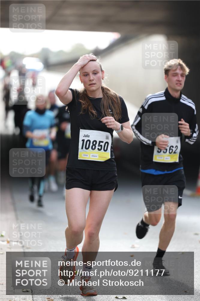 05.10.2025 - 20. swb-Marathon Bremen Michael Strokosch http://msf.ph/oto/9211177 05.10.2025 10:42:31 Laufen 10850, 02550, 5362 meine-sportfotos.de