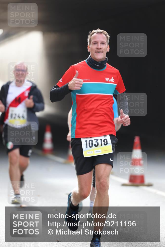 05.10.2025 - 20. swb-Marathon Bremen Michael Strokosch http://msf.ph/oto/9211196 05.10.2025 10:42:40 Laufen 1244, 10319, 01910 meine-sportfotos.de