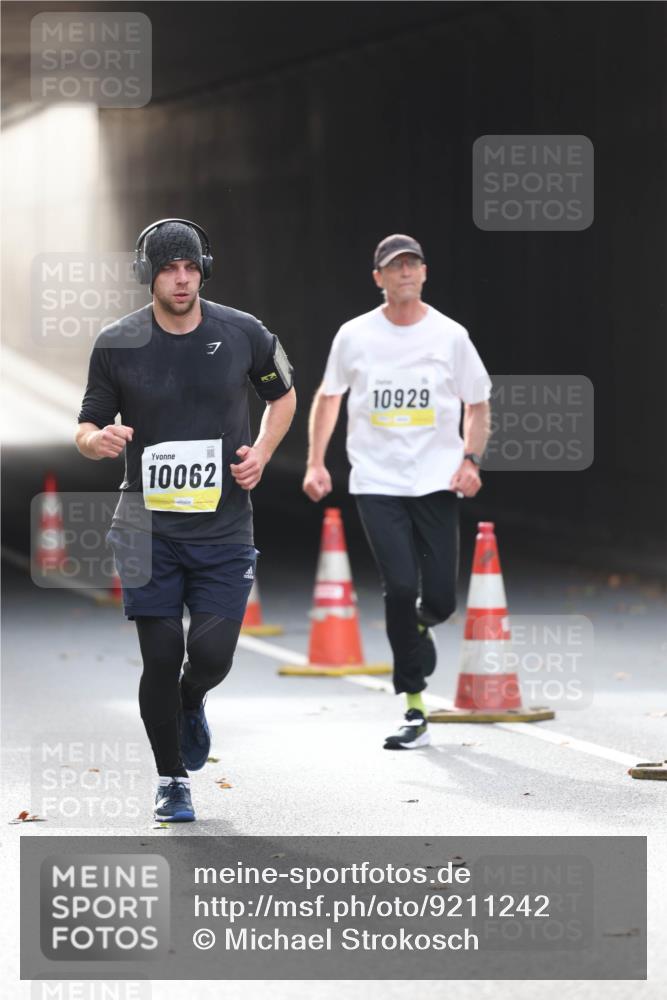05.10.2025 - 20. swb-Marathon Bremen Michael Strokosch http://msf.ph/oto/9211242 05.10.2025 10:42:59 Laufen 10929, 10062 meine-sportfotos.de