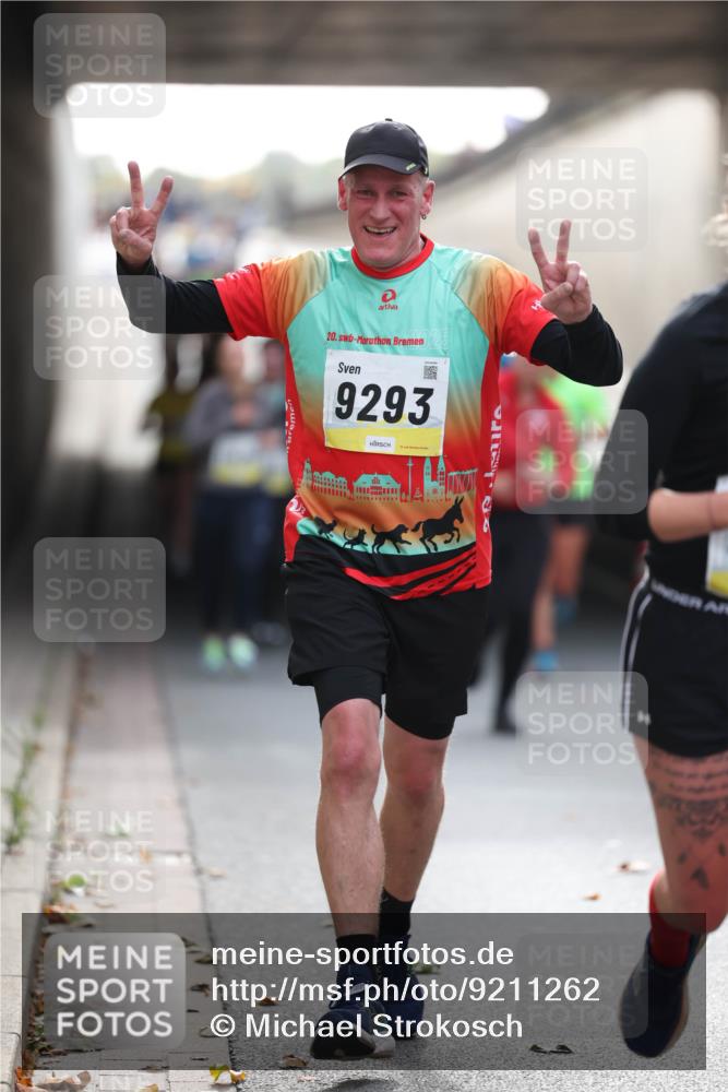 05.10.2025 - 20. swb-Marathon Bremen Michael Strokosch http://msf.ph/oto/9211262 05.10.2025 10:43:09 Laufen 20, 9293 meine-sportfotos.de