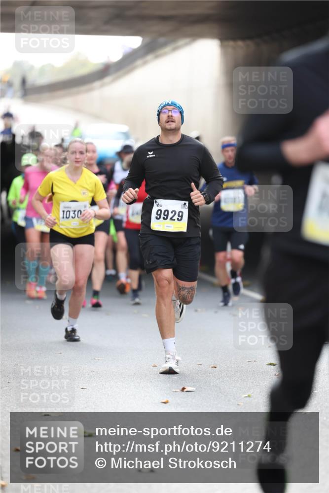 05.10.2025 - 20. swb-Marathon Bremen Michael Strokosch http://msf.ph/oto/9211274 05.10.2025 10:43:16 Laufen 1030, 9929 meine-sportfotos.de