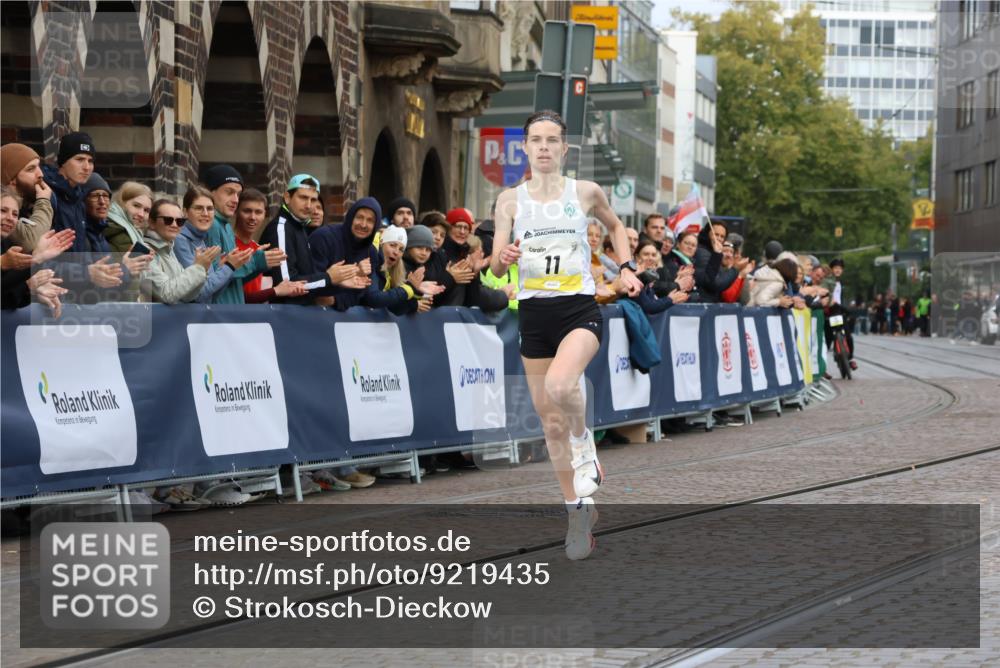 05.10.2025 - 20. swb-Marathon Bremen Strokosch-Dieckow http://msf.ph/oto/9219435 05.10.2025 10:30:15 Ziel 11 meine-sportfotos.de