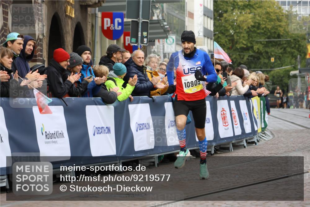 05.10.2025 - 20. swb-Marathon Bremen Strokosch-Dieckow http://msf.ph/oto/9219577 05.10.2025 10:31:34 Ziel 10905 meine-sportfotos.de