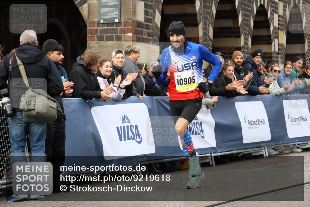 05.10.2025 - 20. swb-Marathon Bremen Strokosch-Dieckow http://msf.ph/oto/9219618 05.10.2025 10:31:37 Ziel 9291, 10905 meine-sportfotos.de