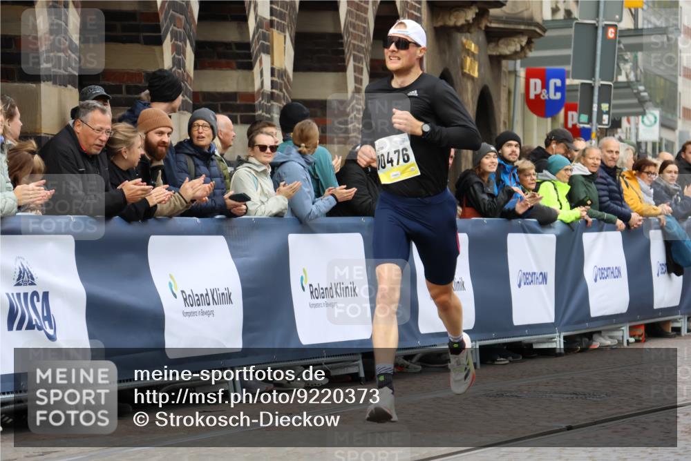 05.10.2025 - 20. swb-Marathon Bremen Strokosch-Dieckow http://msf.ph/oto/9220373 05.10.2025 10:35:09 Ziel 10476, 11443 meine-sportfotos.de
