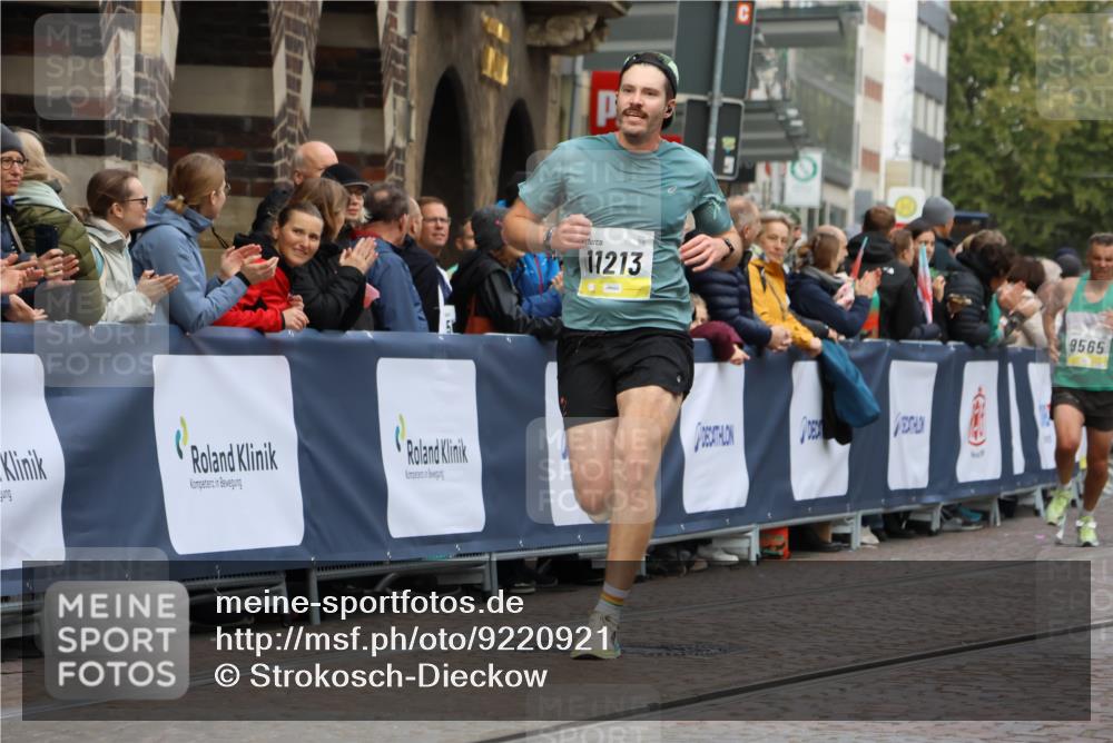 05.10.2025 - 20. swb-Marathon Bremen Strokosch-Dieckow http://msf.ph/oto/9220921 05.10.2025 10:37:16 Ziel 9565, 10704, 11213 meine-sportfotos.de