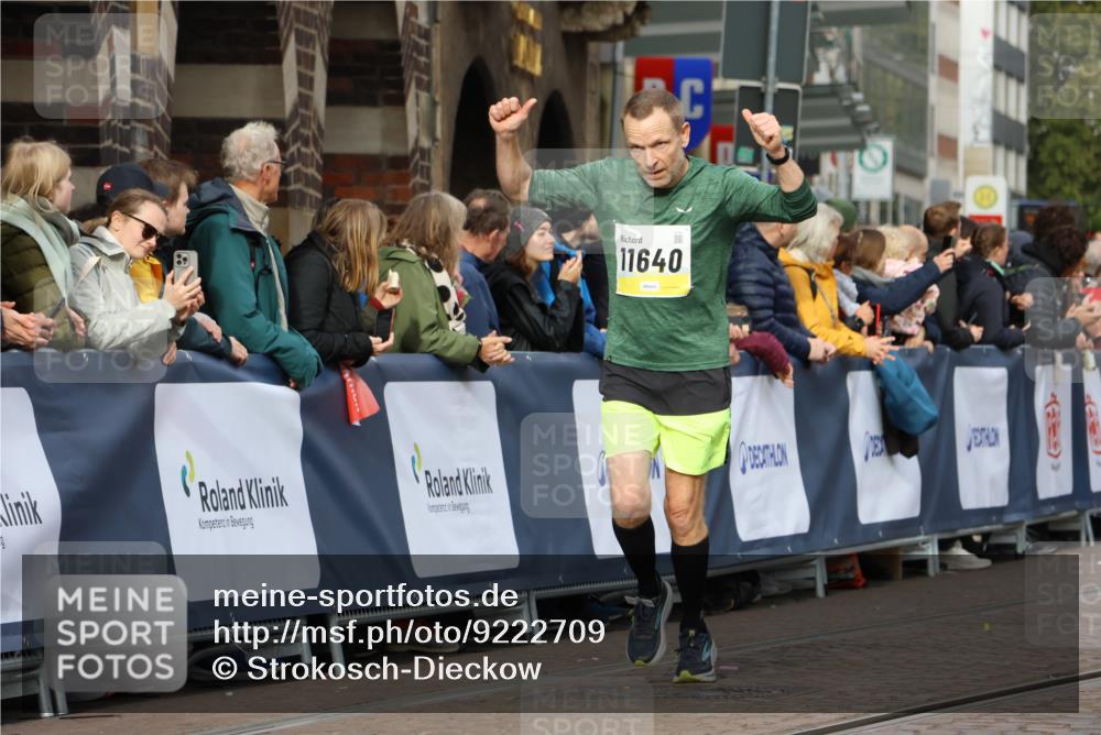 05.10.2025 - 20. swb-Marathon Bremen Strokosch-Dieckow http://msf.ph/oto/9222709 05.10.2025 10:42:50 Ziel 9524, 10624, 11640 meine-sportfotos.de