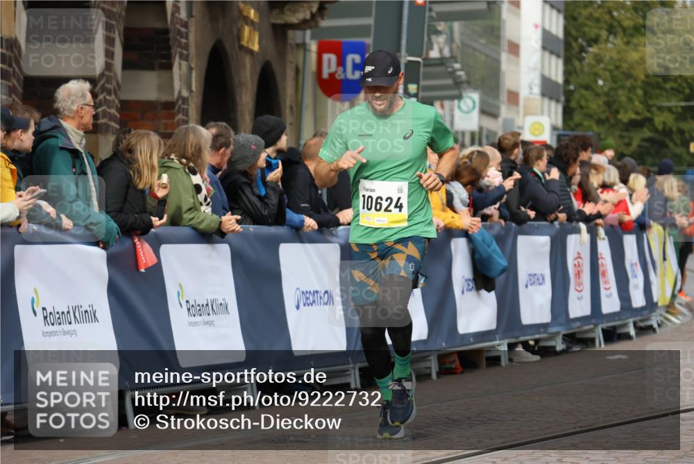 05.10.2025 - 20. swb-Marathon Bremen Strokosch-Dieckow http://msf.ph/oto/9222732 05.10.2025 10:42:54 Ziel 10045, 10624, 11640 meine-sportfotos.de