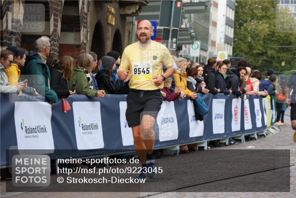 05.10.2025 - 20. swb-Marathon Bremen Strokosch-Dieckow http://msf.ph/oto/9223045 05.10.2025 10:43:33 Ziel 9545, 10304 meine-sportfotos.de