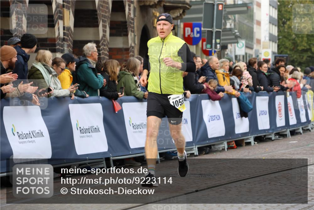 05.10.2025 - 20. swb-Marathon Bremen Strokosch-Dieckow http://msf.ph/oto/9223114 05.10.2025 10:43:46 Ziel 9270, 10559 meine-sportfotos.de