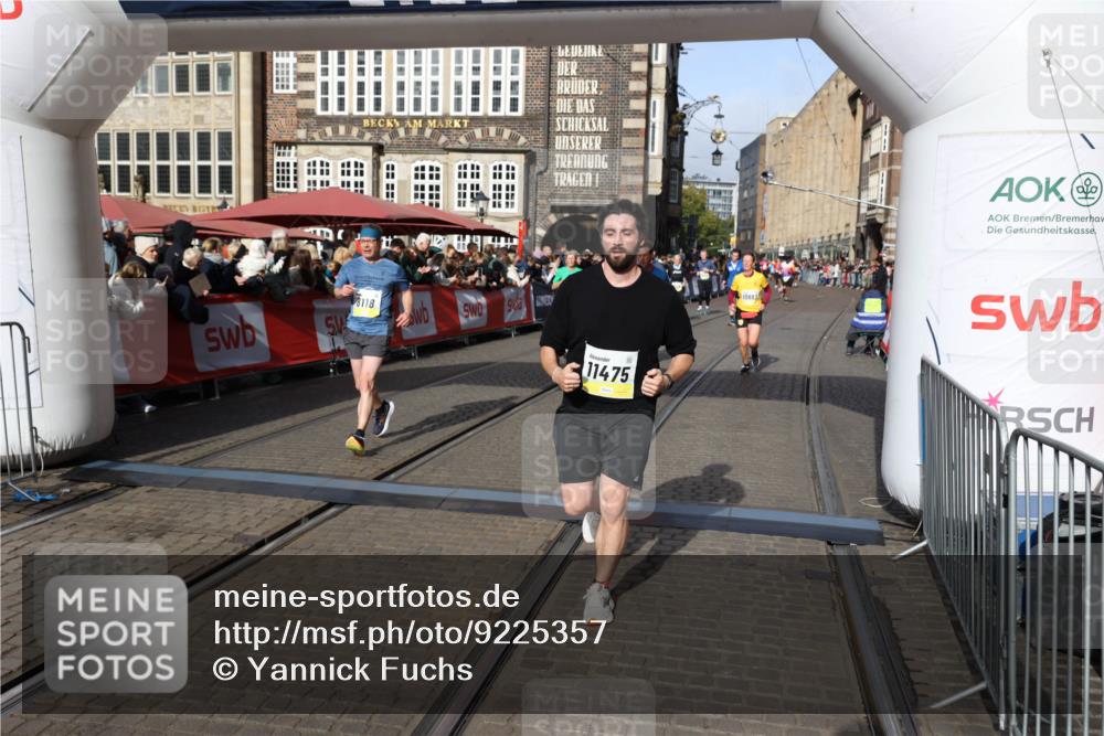 05.10.2025 - 20. swb-Marathon Bremen Yannick Fuchs http://msf.ph/oto/9225357 05.10.2025 10:56:47 Ziel 8118, 9266, 9547, 9886, 10008, 10042, 10059, 10644, 10683, 10971, 11260, 11475, 11691 meine-sportfotos.de
