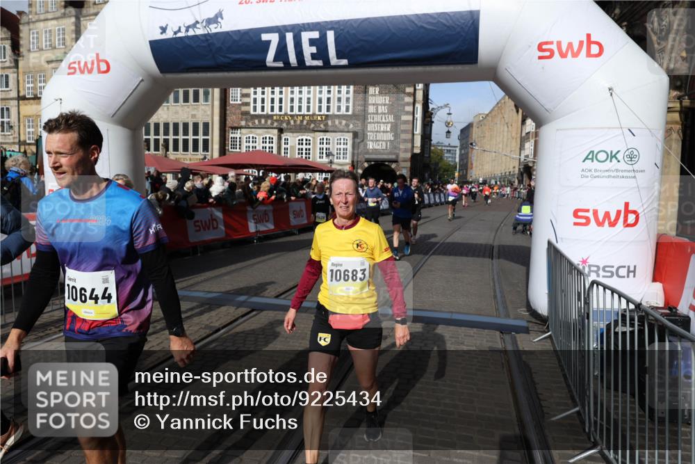 05.10.2025 - 20. swb-Marathon Bremen Yannick Fuchs http://msf.ph/oto/9225434 05.10.2025 10:56:52 Ziel 8118, 9188, 9266, 10059, 10644, 10683, 10845, 11426, 11475, 11675, 11734 meine-sportfotos.de
