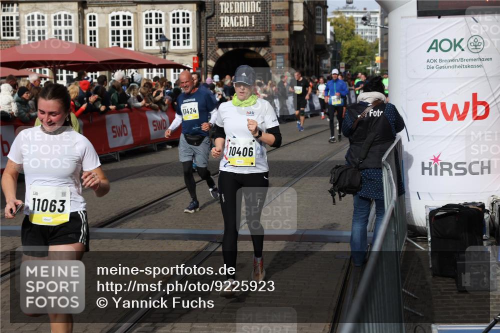 05.10.2025 - 20. swb-Marathon Bremen Yannick Fuchs http://msf.ph/oto/9225923 05.10.2025 11:00:27 Ziel 7177, 9495, 9672, 10406, 10492, 10919, 10985, 11050, 11063, 11263, 11424, 11699 meine-sportfotos.de