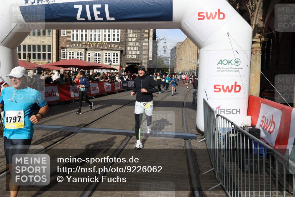 05.10.2025 - 20. swb-Marathon Bremen Yannick Fuchs http://msf.ph/oto/9226062 05.10.2025 10:57:12 Ziel 5172, 9231, 9314, 9451, 9797, 9937, 10069, 10867, 11168, 11435, 11566 meine-sportfotos.de