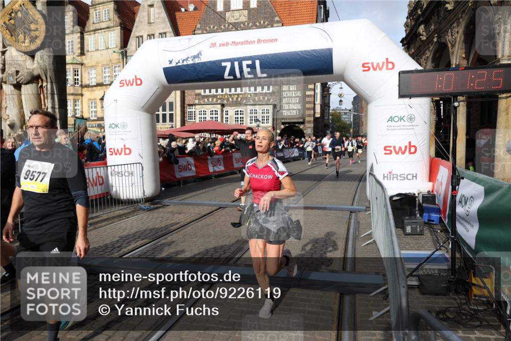 05.10.2025 - 20. swb-Marathon Bremen Yannick Fuchs http://msf.ph/oto/9226119 05.10.2025 10:57:21 Ziel 9231, 9314, 9489, 9577, 9947, 10293, 10545, 10657, 10917, 11015, 11138, 11202, 11434, 11596, 11686 meine-sportfotos.de