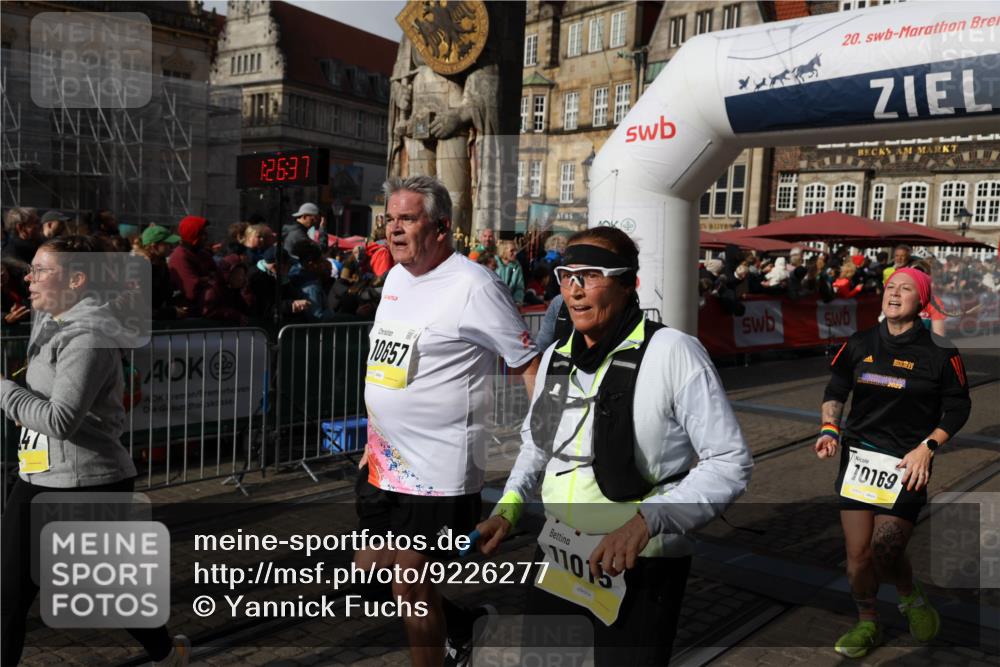05.10.2025 - 20. swb-Marathon Bremen Yannick Fuchs http://msf.ph/oto/9226277 05.10.2025 10:57:27 Ziel 7101, 9260, 9292, 9450, 9489, 9550, 9844, 9947, 10169, 10281, 10293, 10367, 10657, 11015, 11596 meine-sportfotos.de