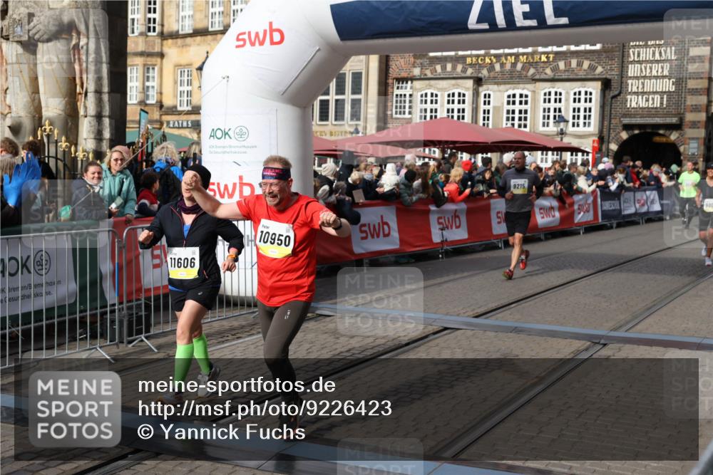 05.10.2025 - 20. swb-Marathon Bremen Yannick Fuchs http://msf.ph/oto/9226423 05.10.2025 10:57:34 Ziel 7101, 9000, 9215, 9260, 9550, 10281, 10367, 10645, 10950, 11606 meine-sportfotos.de