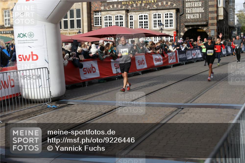 05.10.2025 - 20. swb-Marathon Bremen Yannick Fuchs http://msf.ph/oto/9226446 05.10.2025 10:57:35 Ziel 7101, 9000, 9215, 9550, 9625, 10139, 10281, 10367, 10645, 10950, 11606 meine-sportfotos.de