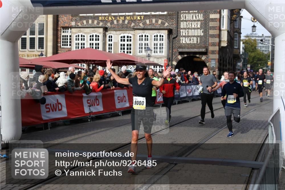05.10.2025 - 20. swb-Marathon Bremen Yannick Fuchs http://msf.ph/oto/9226485 05.10.2025 10:57:37 Ziel 7101, 9000, 9215, 9625, 9904, 9914, 9962, 10139, 10645, 10950, 11606 meine-sportfotos.de