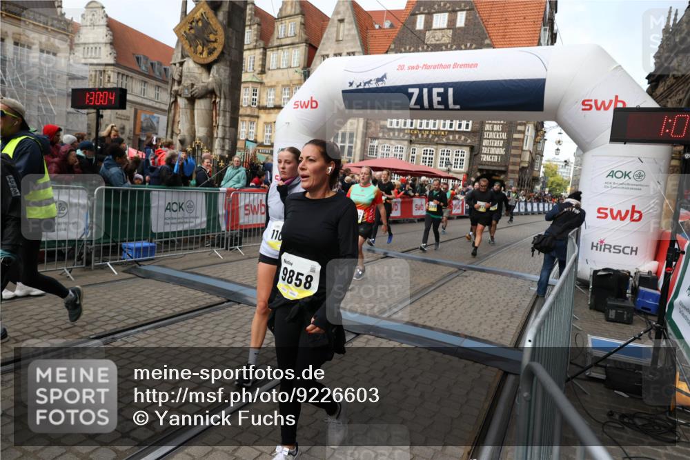 05.10.2025 - 20. swb-Marathon Bremen Yannick Fuchs http://msf.ph/oto/9226603 05.10.2025 11:00:53 Ziel 9272, 9327, 9389, 9827, 9858, 10182, 10518, 10571, 10690, 10872, 10901, 11034 meine-sportfotos.de
