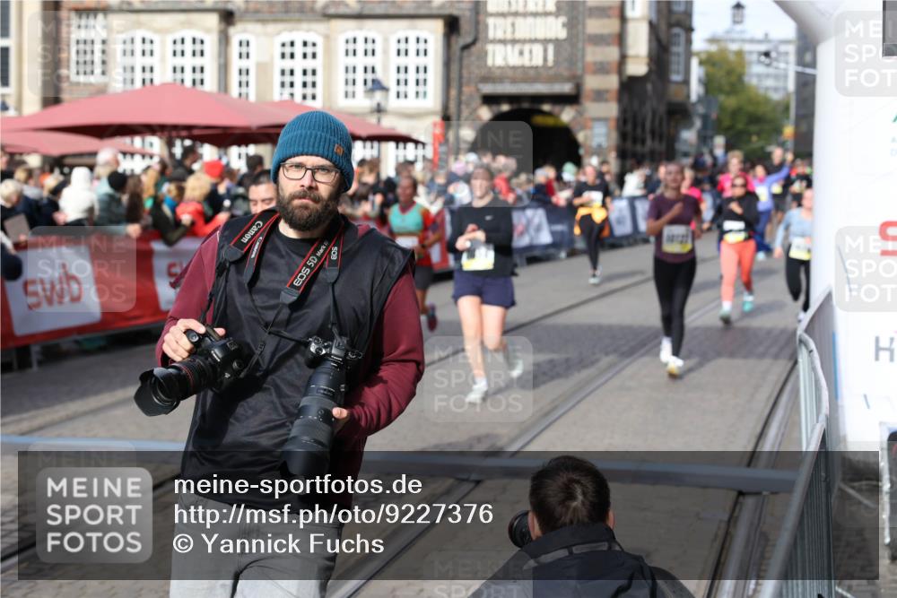 05.10.2025 - 20. swb-Marathon Bremen Yannick Fuchs http://msf.ph/oto/9227376 05.10.2025 10:58:11 Ziel 9576, 9582, 9872, 10127, 10395, 10459, 10577, 10793, 11058, 11601, 11663 meine-sportfotos.de