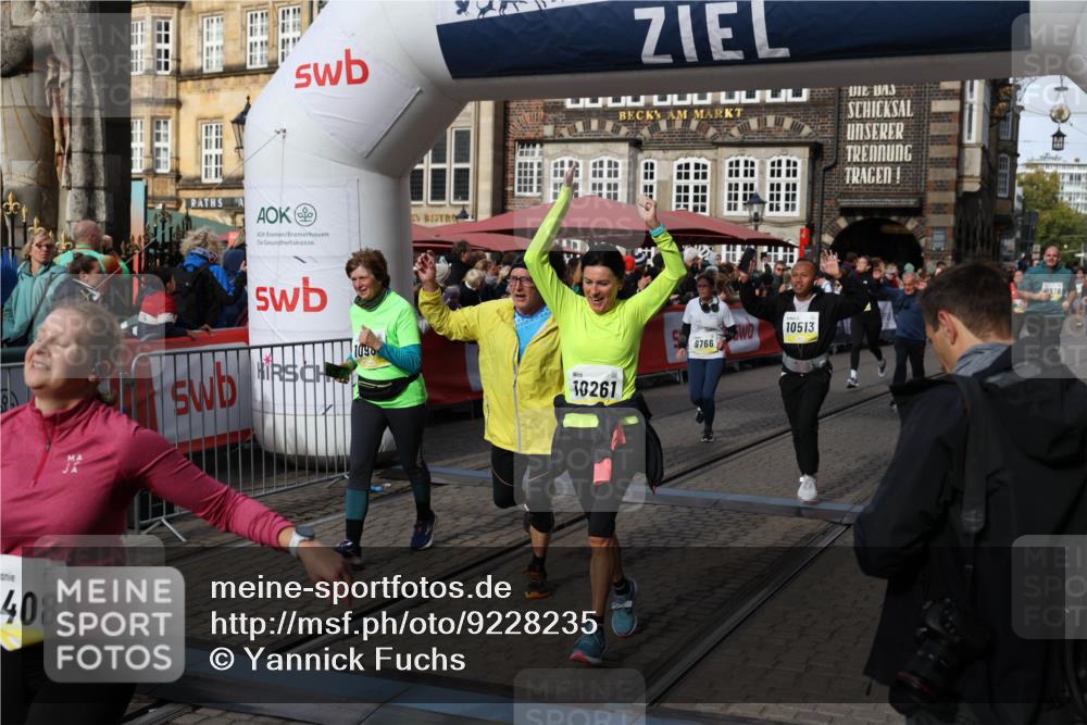 05.10.2025 - 20. swb-Marathon Bremen Yannick Fuchs http://msf.ph/oto/9228235 05.10.2025 10:58:41 Ziel 9430, 9433, 9472, 9529, 9766, 9820, 9913, 10049, 10055, 10261, 10285, 10408, 10513, 10936, 10988, 11291, 11700 meine-sportfotos.de