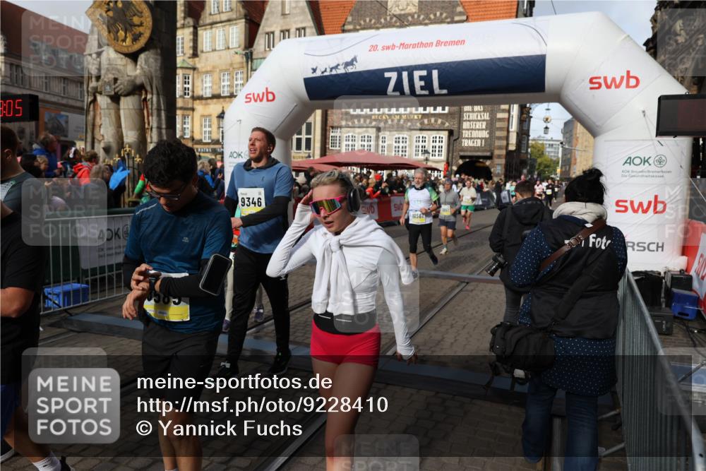 05.10.2025 - 20. swb-Marathon Bremen Yannick Fuchs http://msf.ph/oto/9228410 05.10.2025 10:58:54 Ziel 7163, 8585, 9346, 9370, 9540, 9622, 9714, 10263, 10561, 10591, 10679, 10871, 11078, 11290, 11651 meine-sportfotos.de