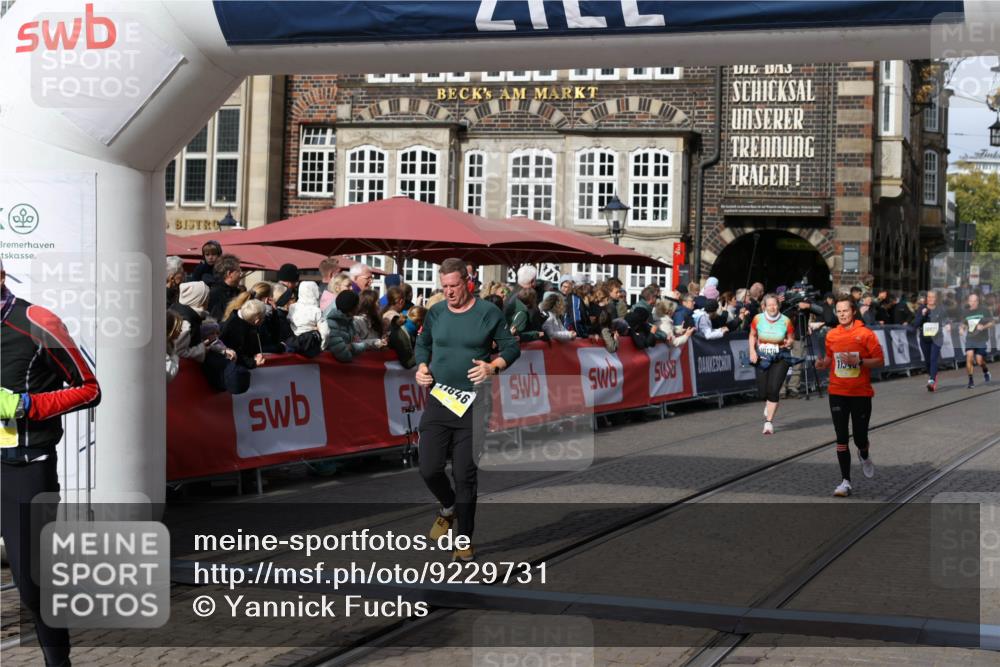 05.10.2025 - 20. swb-Marathon Bremen Yannick Fuchs http://msf.ph/oto/9229731 05.10.2025 11:02:21 Ziel 9363, 10130, 10508, 11014, 11340, 11454, 11646 meine-sportfotos.de