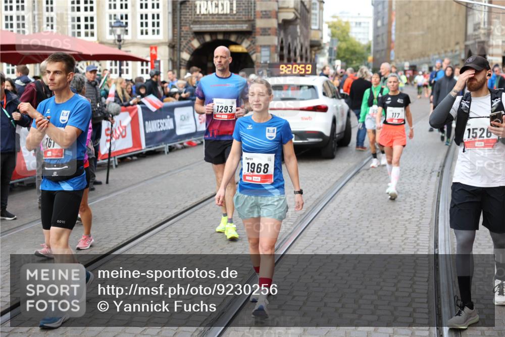 05.10.2025 - 20. swb-Marathon Bremen Yannick Fuchs http://msf.ph/oto/9230256 05.10.2025 09:21:00 Ziel  meine-sportfotos.de