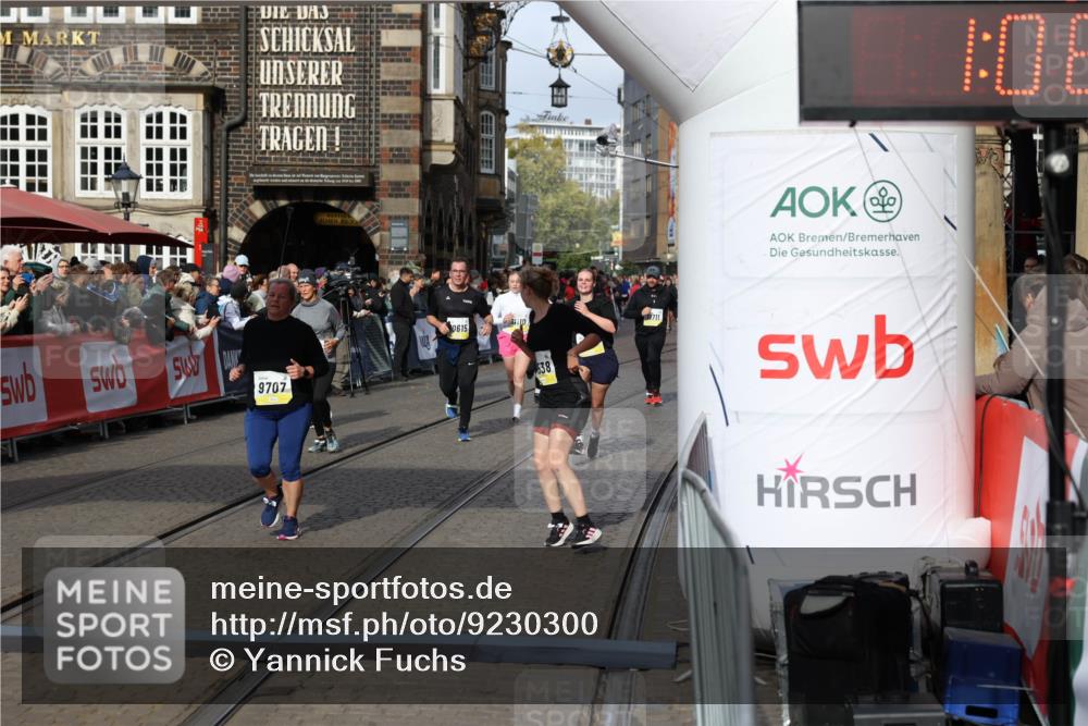 05.10.2025 - 20. swb-Marathon Bremen Yannick Fuchs http://msf.ph/oto/9230300 05.10.2025 11:02:34 Ziel 9707, 9802, 9839, 10093, 10194, 10615, 10821, 10829, 10982, 10983, 11386, 11537, 11538 meine-sportfotos.de