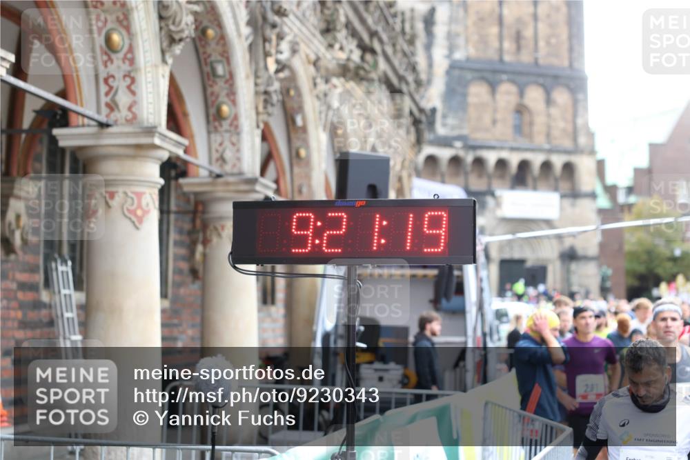 05.10.2025 - 20. swb-Marathon Bremen Yannick Fuchs http://msf.ph/oto/9230343 05.10.2025 09:21:19 Ziel  meine-sportfotos.de