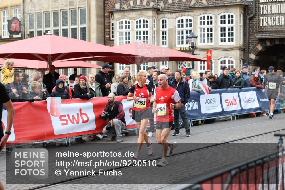05.10.2025 - 20. swb-Marathon Bremen Yannick Fuchs http://msf.ph/oto/9230510 05.10.2025 09:50:00 Ziel  meine-sportfotos.de