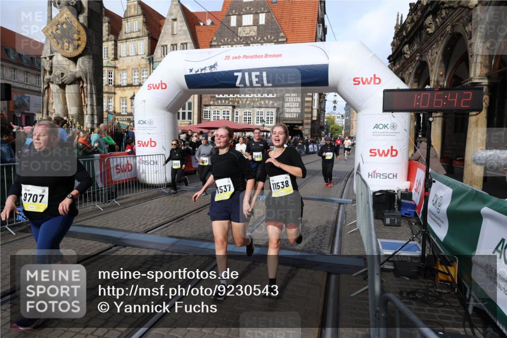 05.10.2025 - 20. swb-Marathon Bremen Yannick Fuchs http://msf.ph/oto/9230543 05.10.2025 11:02:38 Ziel 9468, 9647, 9707, 9802, 9839, 10033, 10595, 10598, 10615, 11110, 11160, 11537, 11538, 11711 meine-sportfotos.de