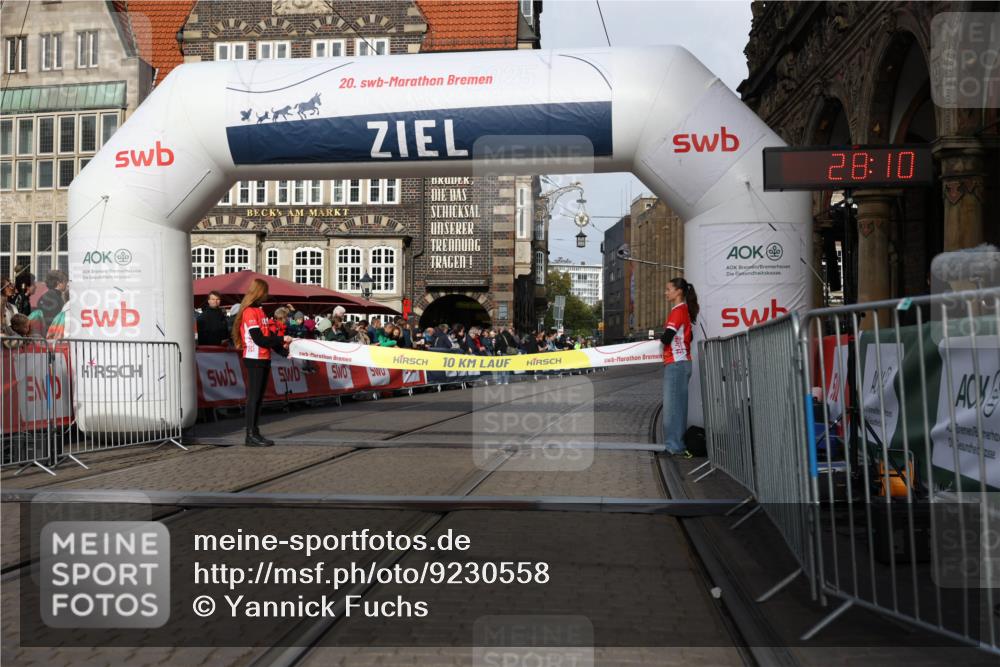 05.10.2025 - 20. swb-Marathon Bremen Yannick Fuchs http://msf.ph/oto/9230558 05.10.2025 10:24:06 Ziel  meine-sportfotos.de