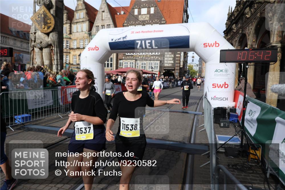05.10.2025 - 20. swb-Marathon Bremen Yannick Fuchs http://msf.ph/oto/9230582 05.10.2025 11:02:38 Ziel 9468, 9647, 9707, 9802, 9839, 10033, 10595, 10598, 10615, 11110, 11160, 11537, 11538, 11711 meine-sportfotos.de