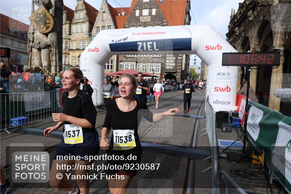 05.10.2025 - 20. swb-Marathon Bremen Yannick Fuchs http://msf.ph/oto/9230587 05.10.2025 11:02:38 Ziel 9468, 9647, 9707, 9802, 9839, 10033, 10595, 10598, 10615, 11110, 11160, 11537, 11538, 11711 meine-sportfotos.de